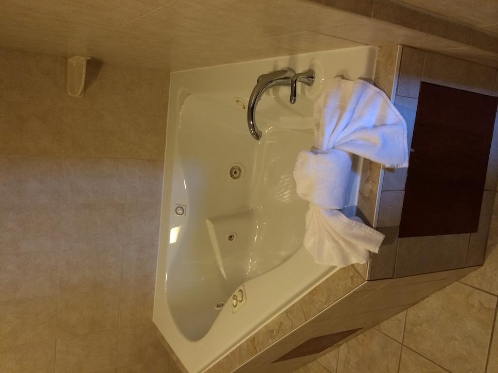 Pacer Inn & Suites Motel Delaware Quarto foto